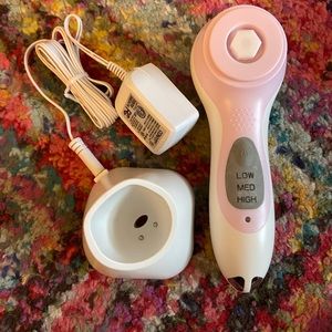 CONAIR True Glow Cleansing Brush